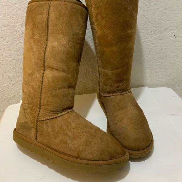 UGG Women's Pull On Sheepskin Warm Classic Tall II Boot, 1016224 - Chestnut 9/40 - Picture 2 of 14